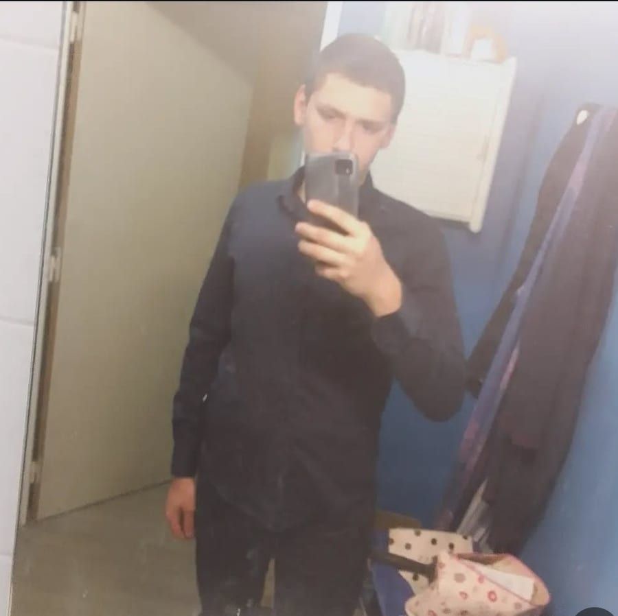 Berkan - Gay trip à Rüttenen Profil de Berkan, 42 ans, Gay trip à Rüttenen (Soleure)