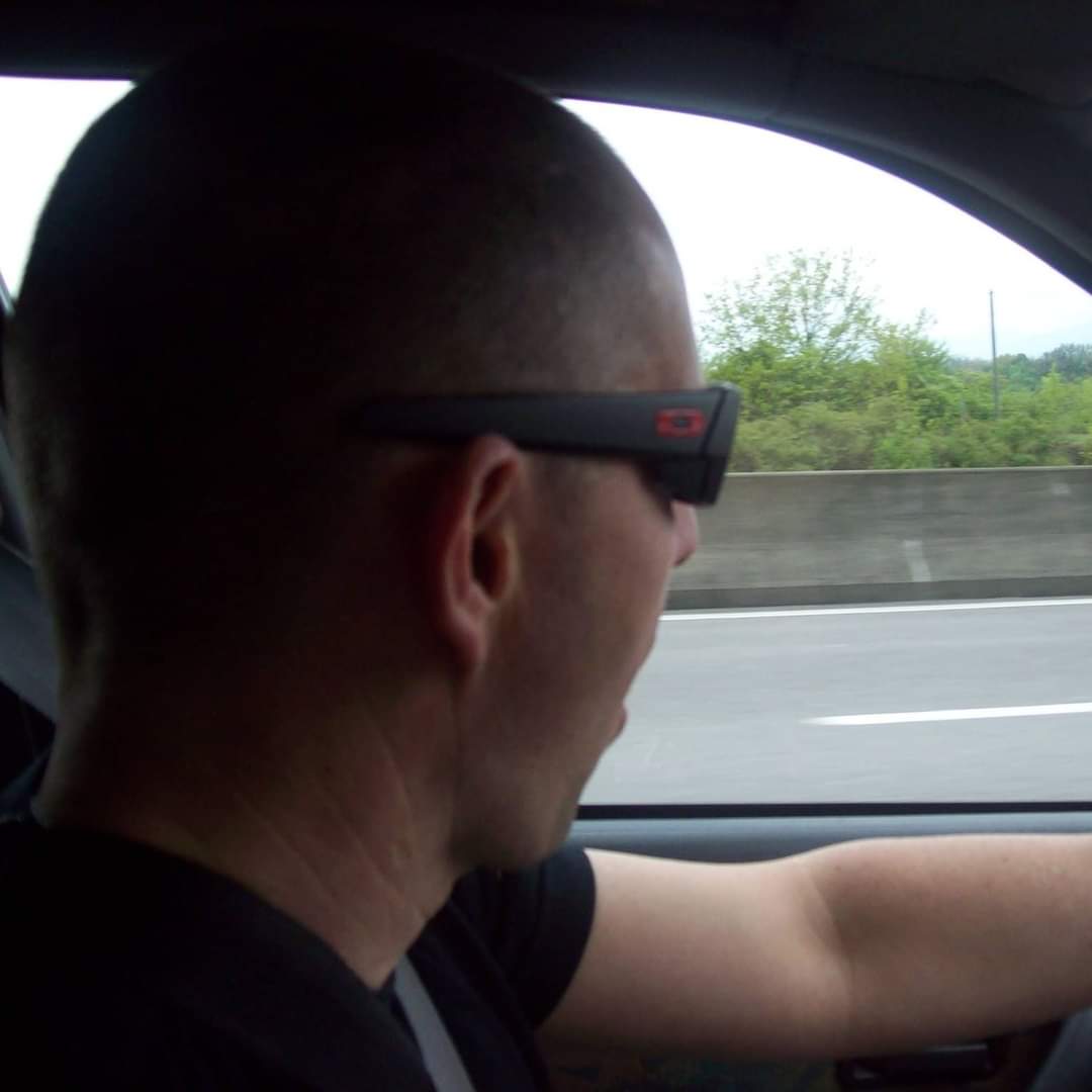 Profil de Houdeyfa, 33 ans, Gay trip à Unterems (Valais)