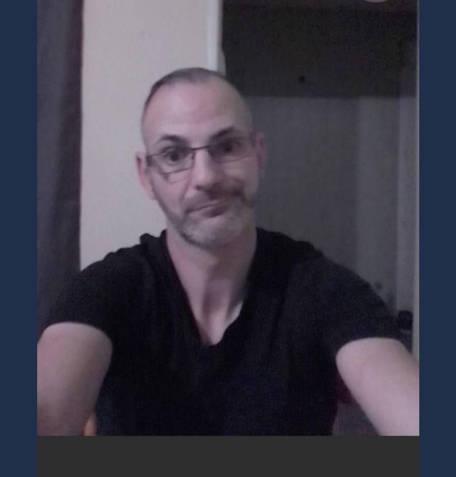 Profil de Gil, 25 ans, Gay trip à Wiedlisbach (Berne)