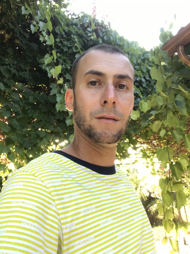 Profil de Cléo, 23 ans, Gay trip à Netstal (Glaris)
