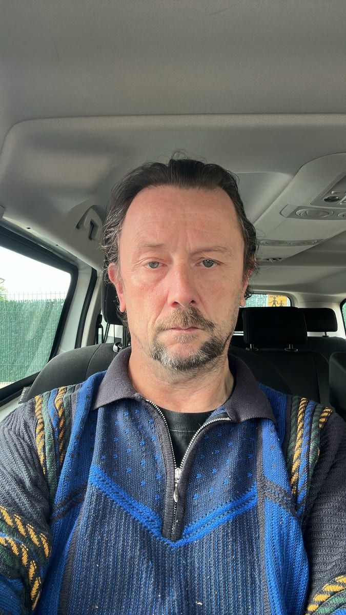 Haitem - Gay trip à Conches Profil de Haitem, 45 ans, Gay trip à Conches (Genève)