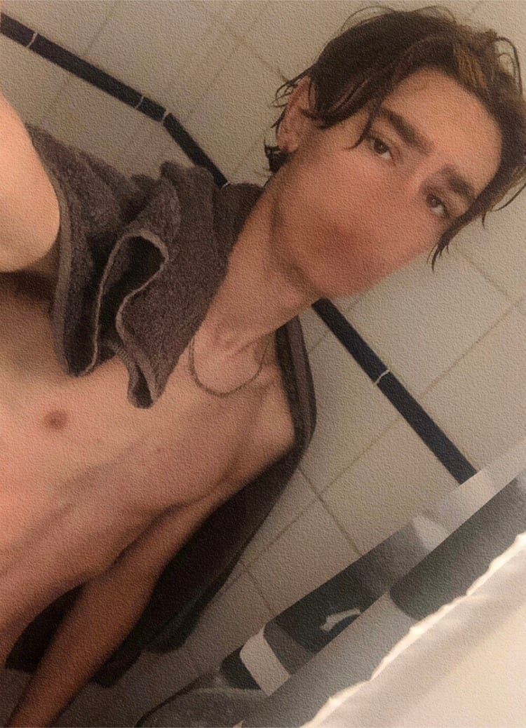Loriano - Gay trip à Zeglingen Profil de Loriano, 39 ans, Gay trip à Zeglingen (Bâle-Campagne)