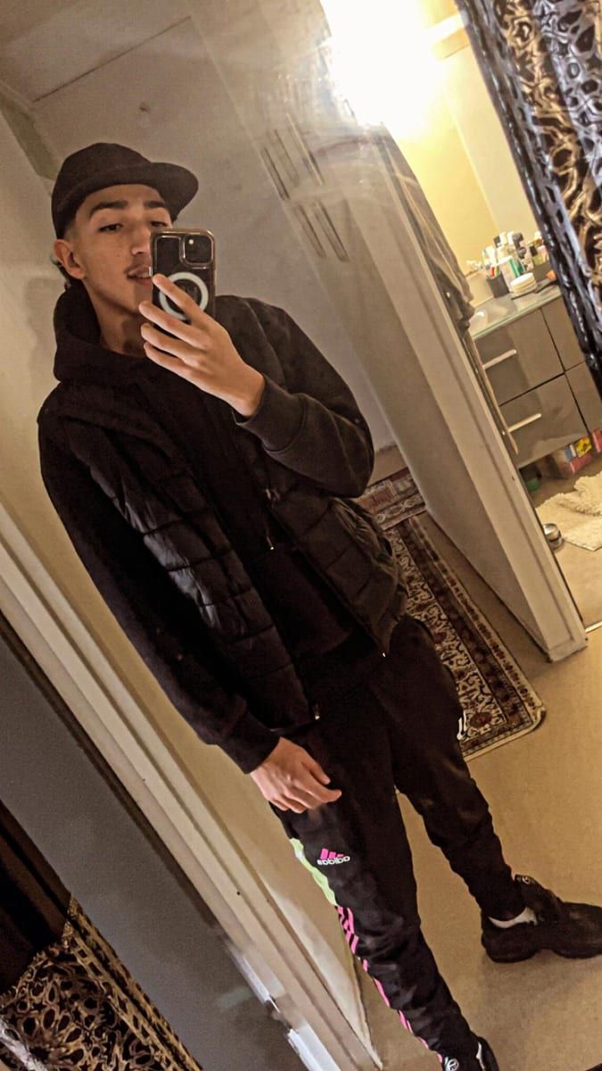 Profil de Ronaldo, 31 ans, Gay trip à Vallorbe (Vaud)