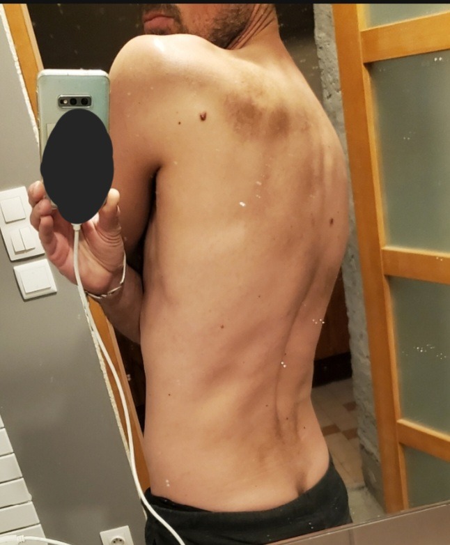 Kuider - Gay trip à Freimettigen Profil de Kuider, 22 ans, Gay trip à Freimettigen (Berne)