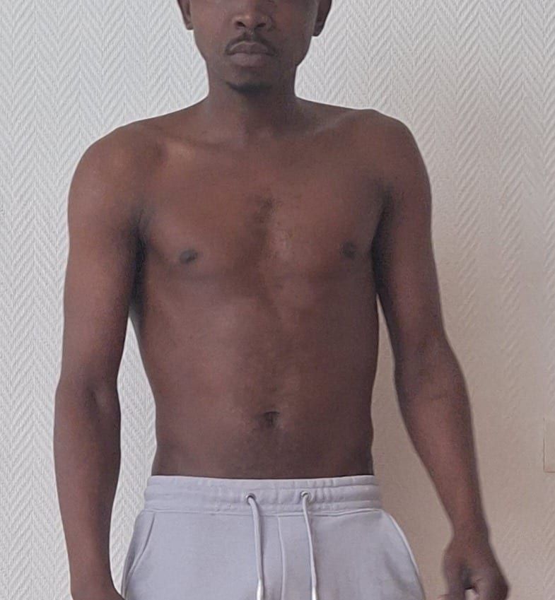 Profil de Lorian, 22 ans, Gay trip à Buch SH (Schaffhouse)