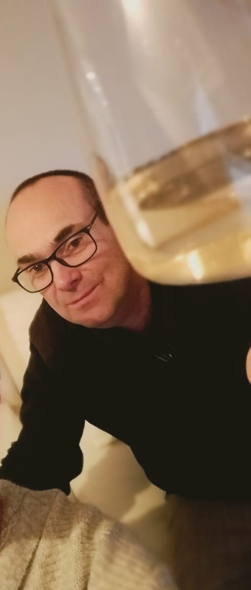 Profil de Exupere, 24 ans, Gay trip à Wattenwil (Berne)