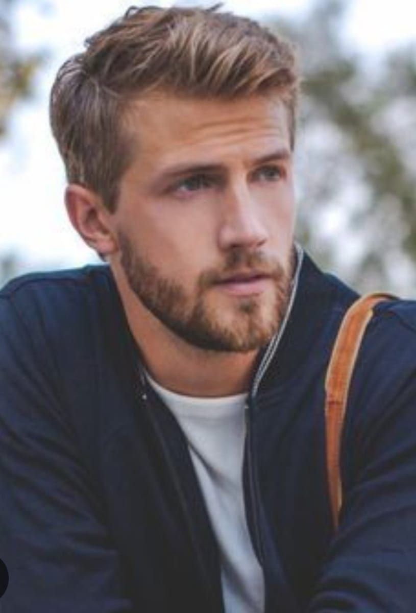 Profil de Charly, 25 ans, Gay trip à Tschugg (Berne)