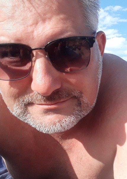 Profil de Adji, 29 ans, Gay trip à Viano (Grisons)