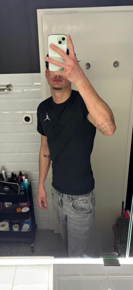 Profil de Aron, 41 ans, Gay trip à Effretikon (Zurich)