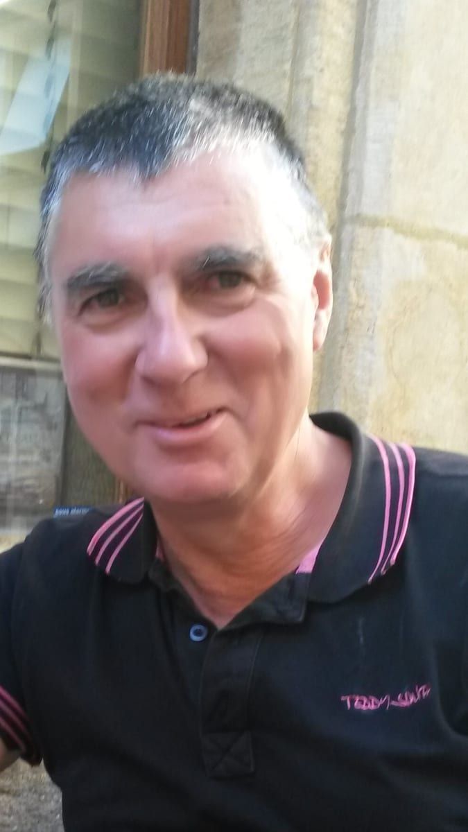 Souleymen - Gay trip à Tenniken Profil de Souleymen, 33 ans, Gay trip à Tenniken (Bâle-Campagne)