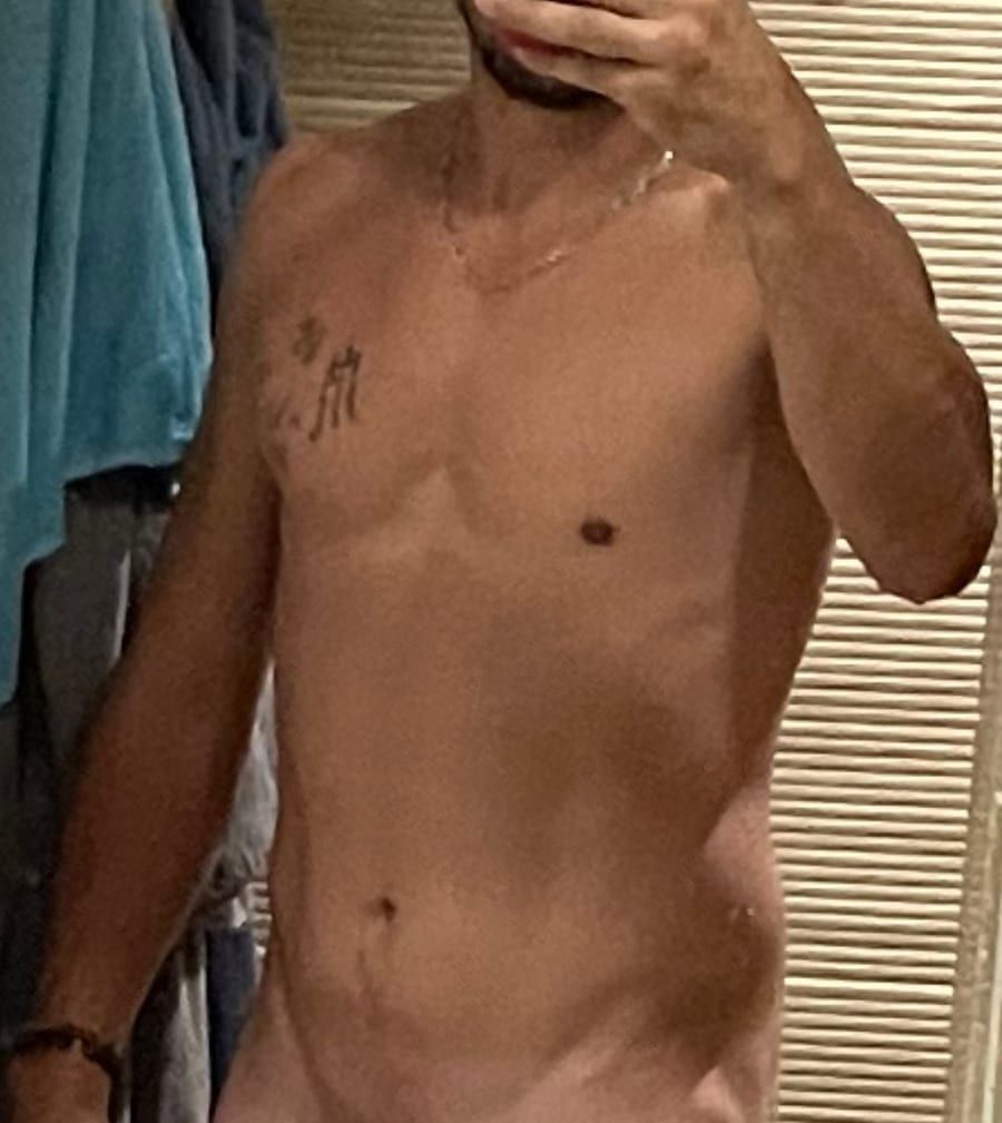Profil de Feyyaz, 28 ans, Gay trip à Zinal (Valais)