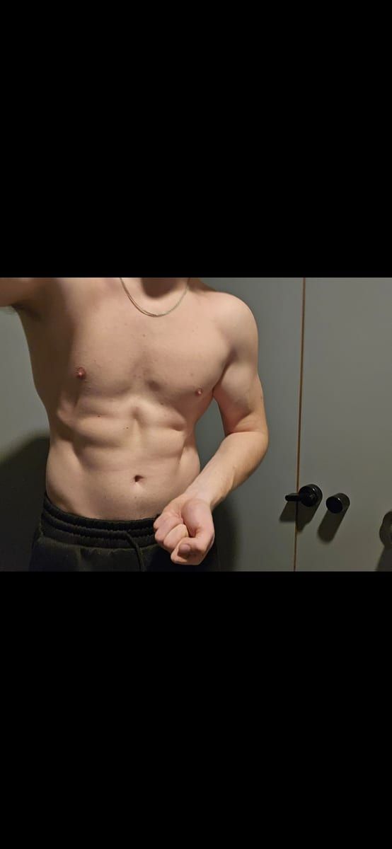 Profil de Hector, 24 ans, Gay trip à Ziegelbrücke (Glaris)