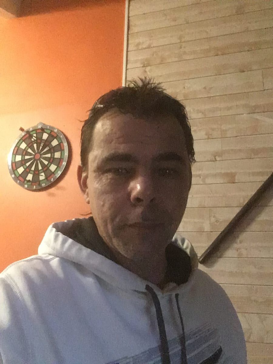 Profil de Joan, 42 ans, Gay trip à Vals (Grisons)
