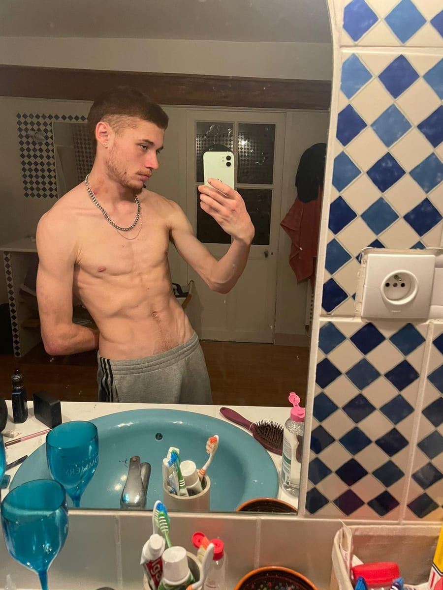 Profil de Mhedy, 31 ans, Gay trip à Trachslau (Schwytz)