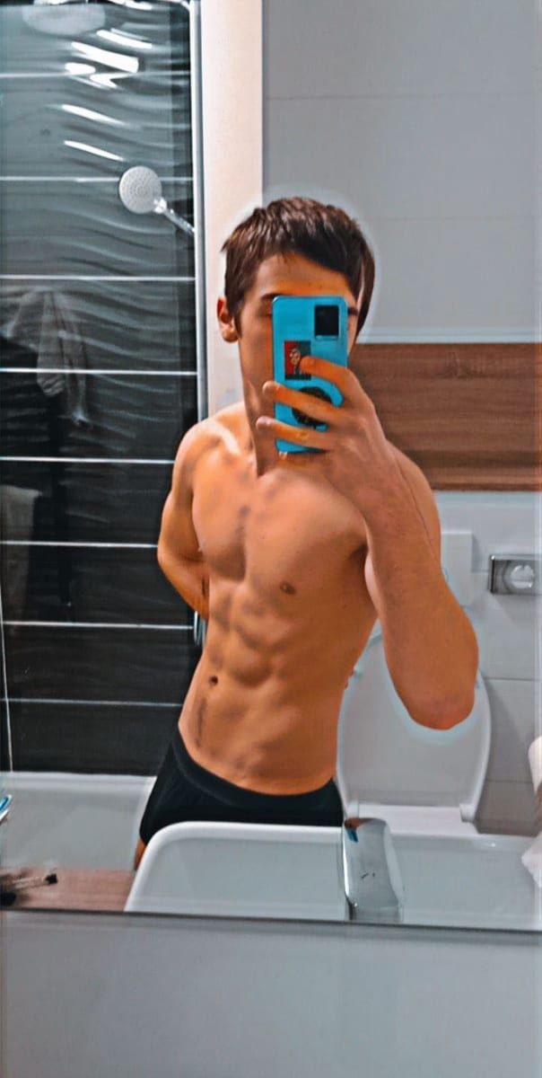 Profil de Aymric, 22 ans, Gay trip à Zuben (Thurgovie)