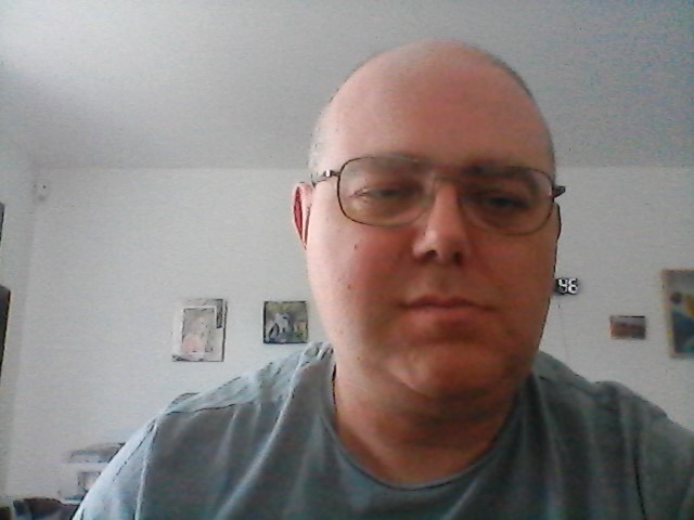 Profil de Moaad, 42 ans, Gay trip à Vaugondry (Vaud)