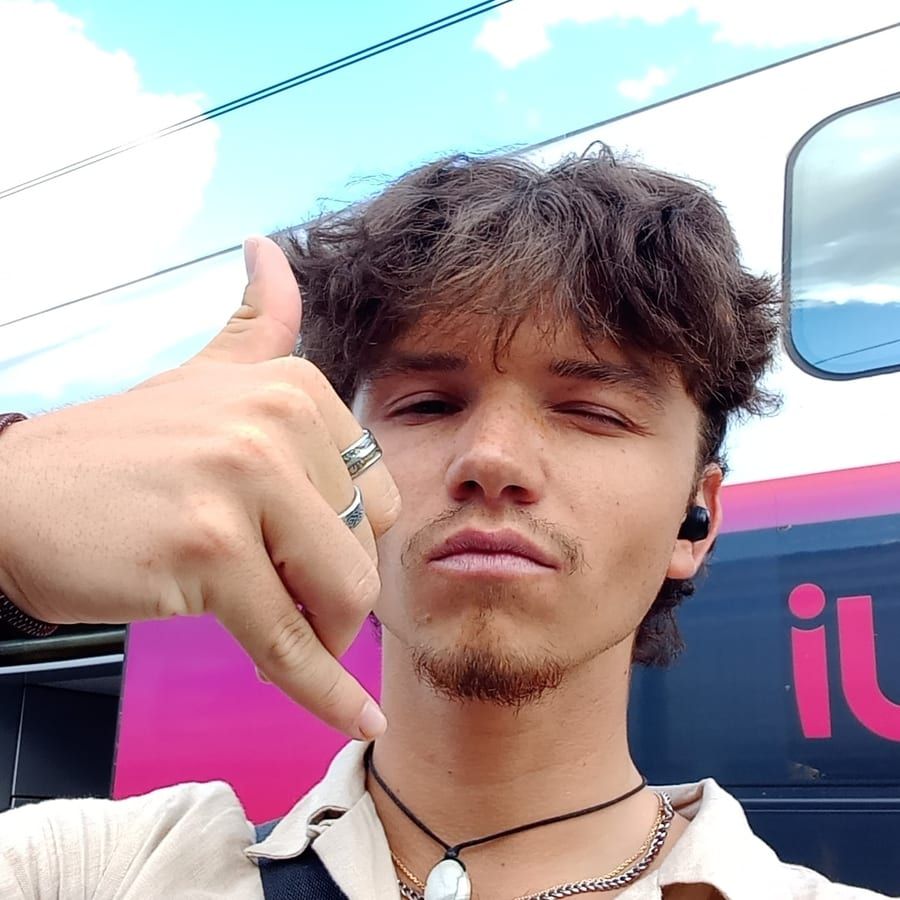 Profil de Doran, 33 ans, Gay trip à St-Ursanne (Jura)