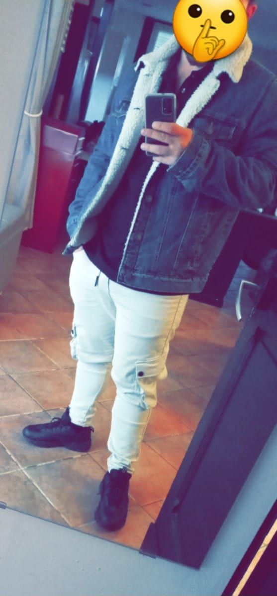 Adeodat - Gay trip à Cousset Profil de Adeodat, 27 ans, Gay trip à Cousset (Fribourg)