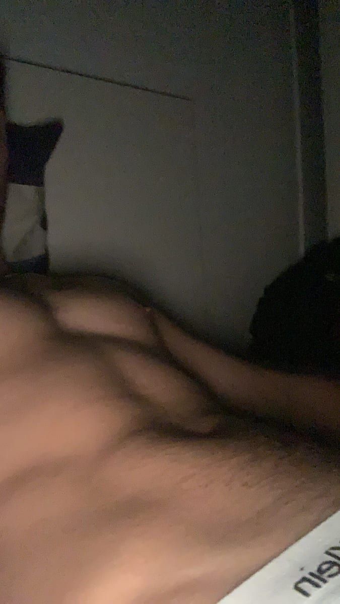 Chakib - Gay trip à Brigue Profil de Chakib, 23 ans, Gay trip à Brigue (Valais)