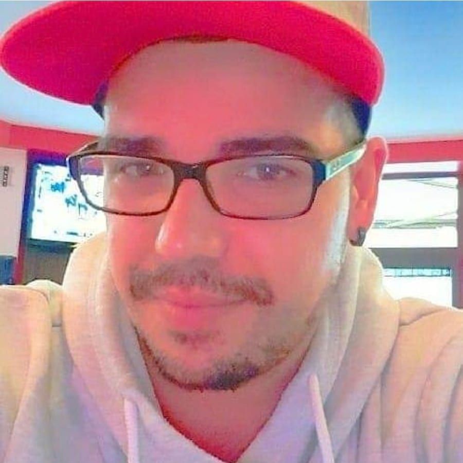 Profil de Sophyan, 31 ans, Gay trip à Vattiz (Grisons)