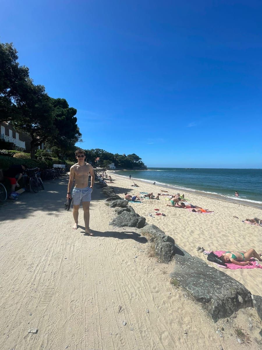 Profil de Elion, 43 ans, Gay trip à Veyrier (Genève)