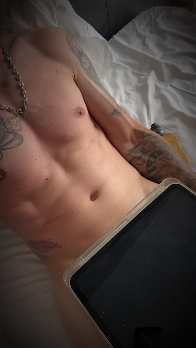 Yanael - Gay trip à Ruswil Profil de Yanael, 42 ans, Gay trip à Ruswil (Lucerne)