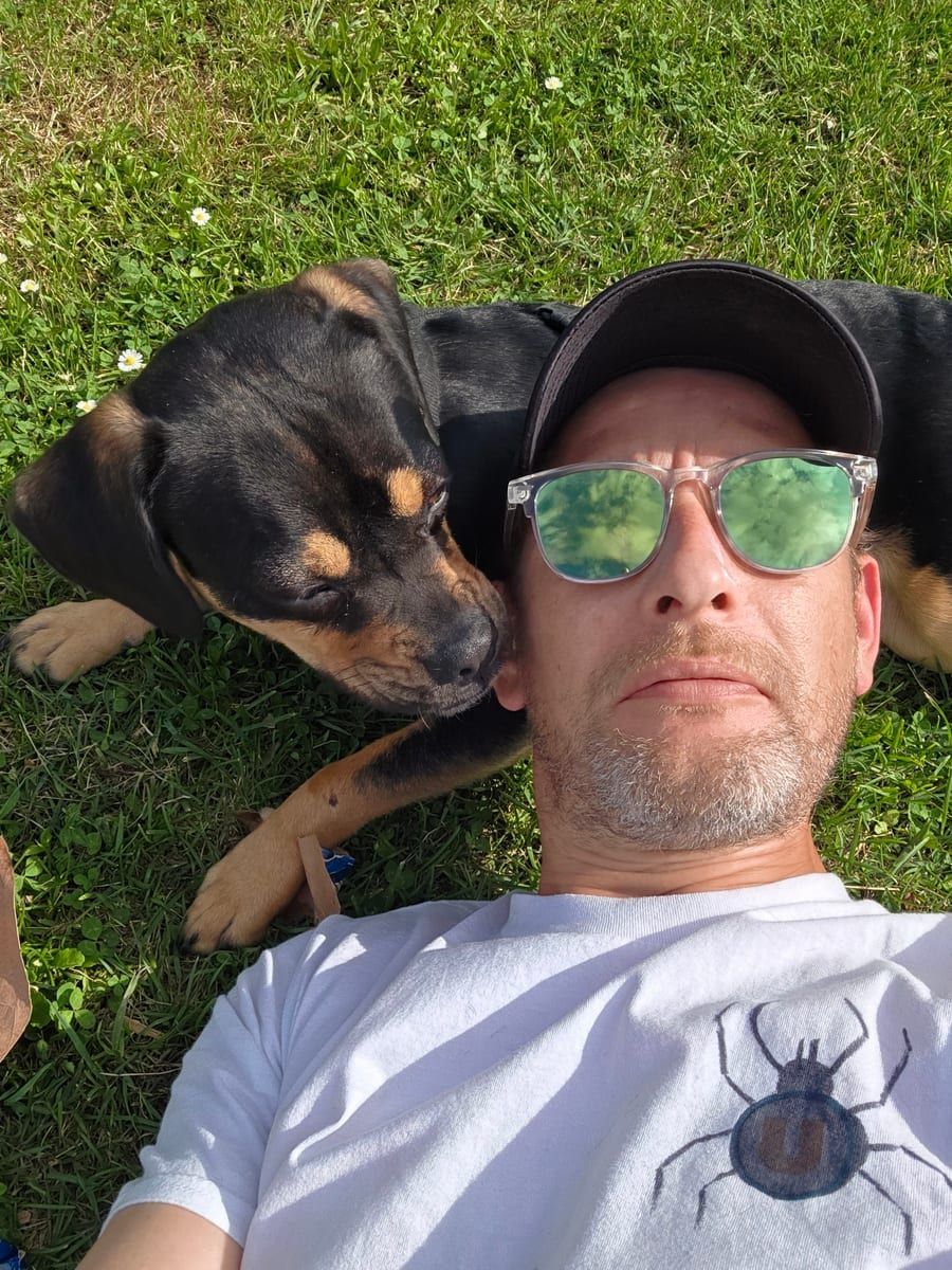 Profil de Moukhtar, 40 ans, Gay trip à Innerferrera (Grisons)