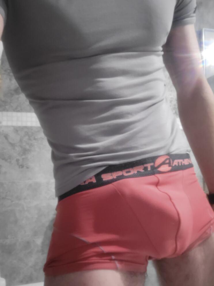 Profil de Eryk, 44 ans, Gay trip à Thônex (Genève)