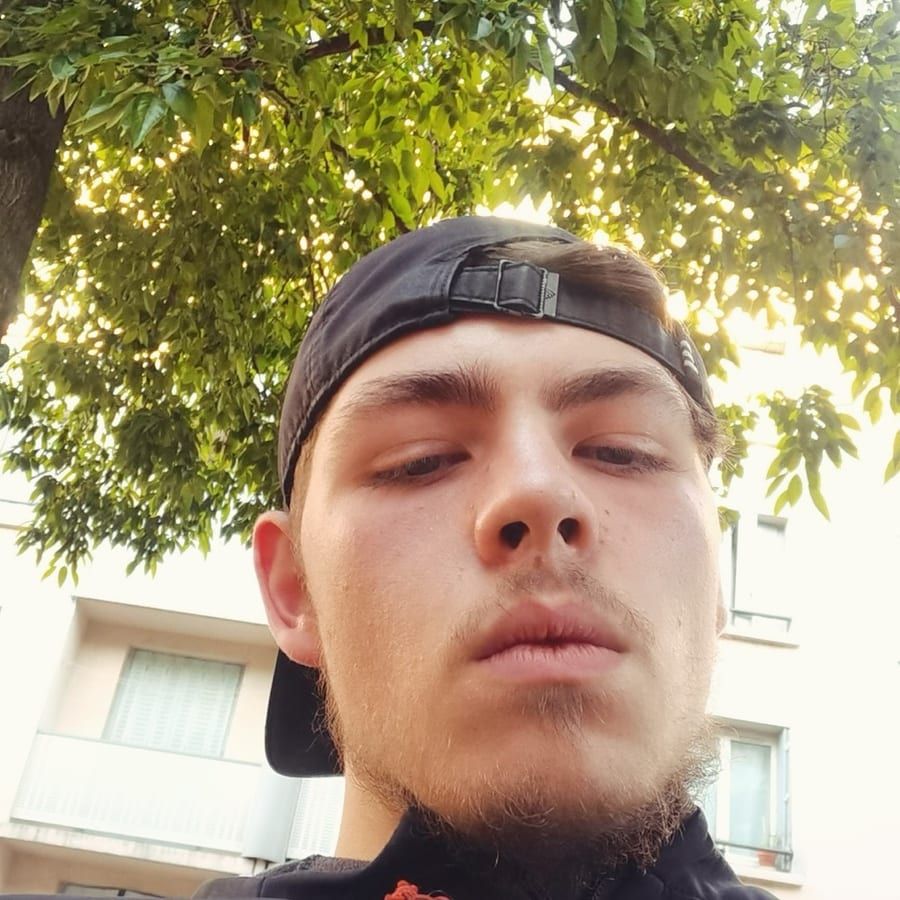 Profil de Loïg, 45 ans, Gay trip à Wattwil (Saint-Gall)