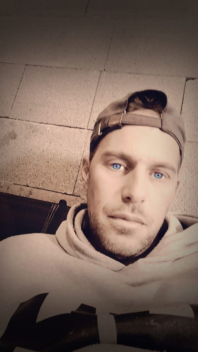 Profil de Cillian, 22 ans, Gay trip à Lungern (Obwald)