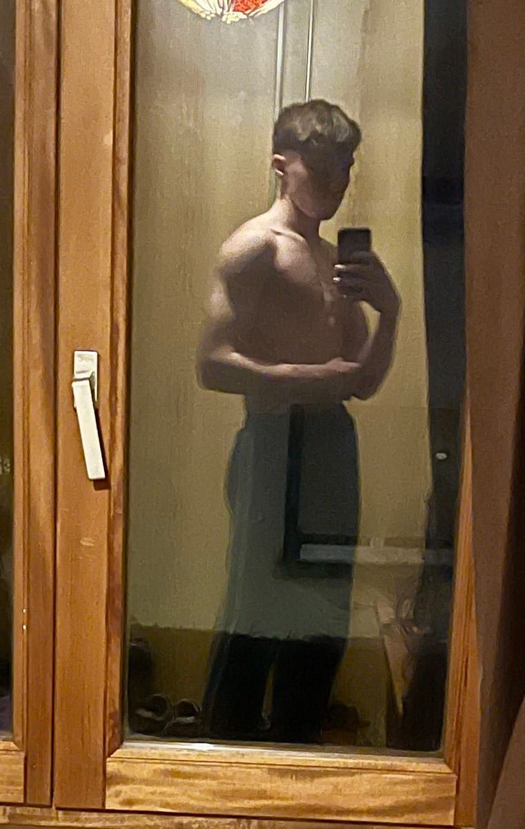 Profil de Nehemia, 45 ans, Gay trip à Hospental (Uri)