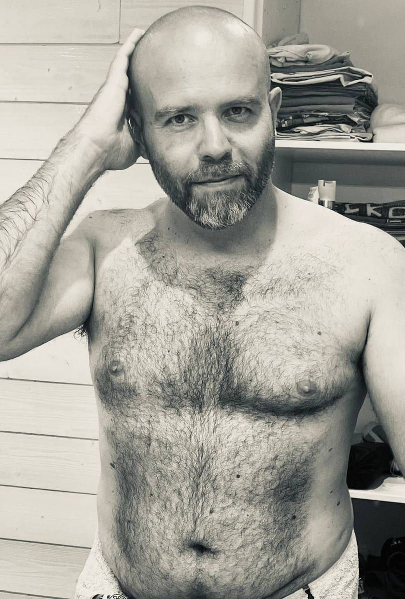 Profil de Andrej, 24 ans, Gay trip à La Chaux-du-Milieu (Neuchâtel)