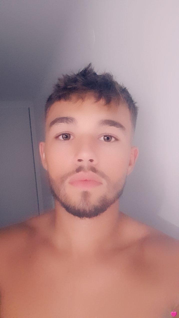Profil de Raffael, 42 ans, Gay trip à Ursins (Vaud)